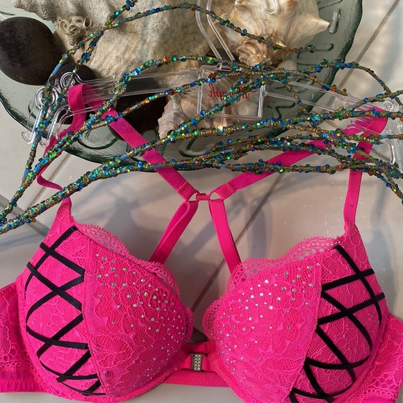 💖BEYOND SEXY La Senza limited edition ribbon & jewel embellished bra 36A PINK - Picture 2 of 11